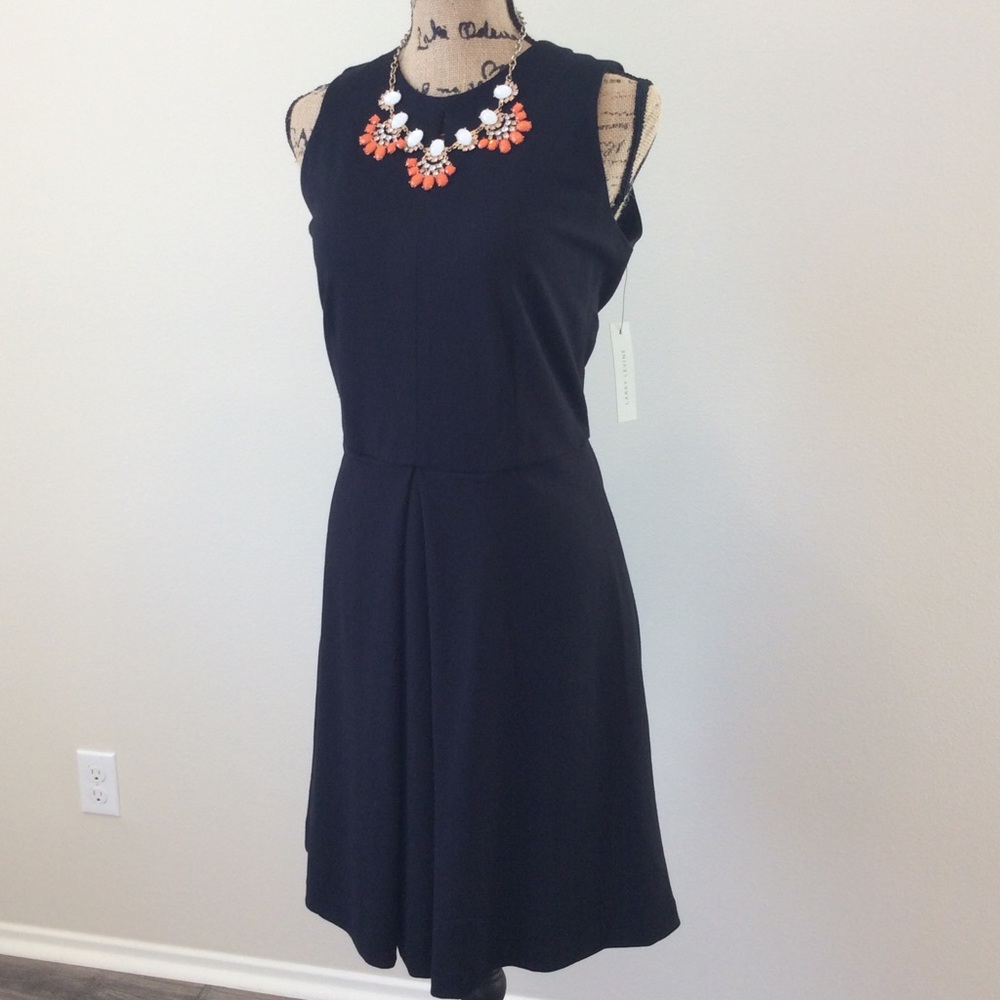 Sleeveless black midi dress